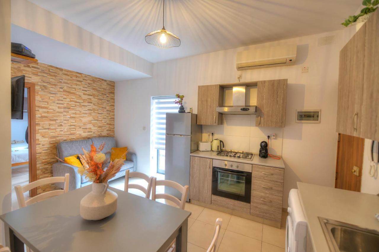 2Bedroom With Large Terrace In Paceville Jpor1-1 San Ġiljan Kültér fotó